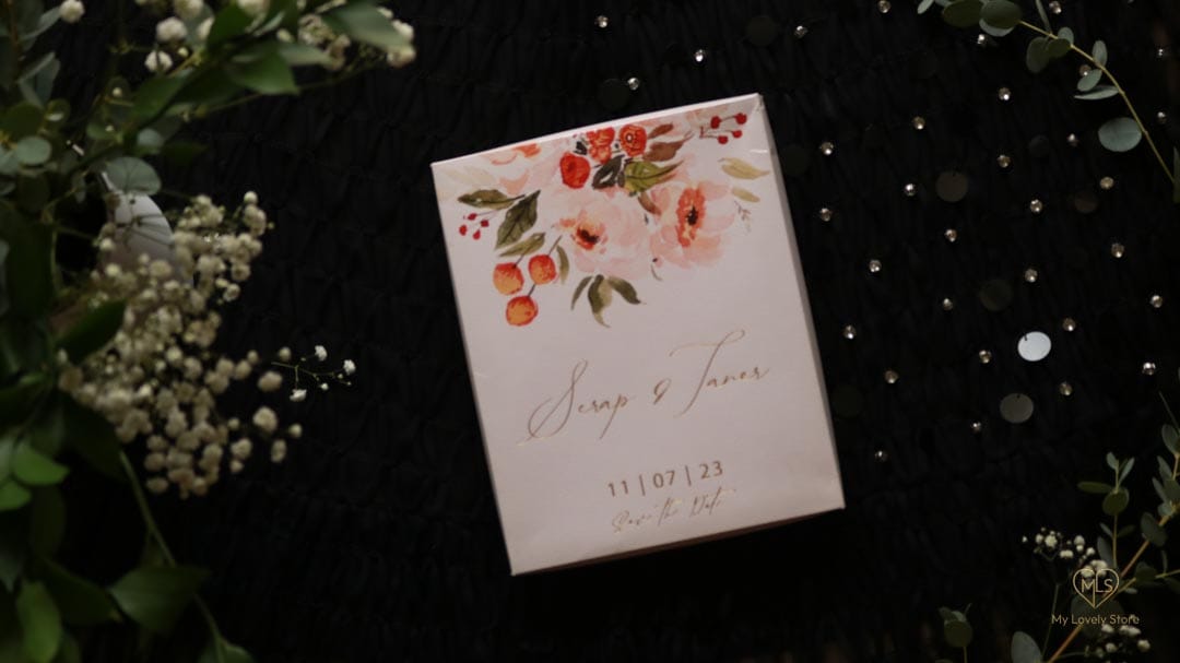 Bespoke Invitation Box Detail 015