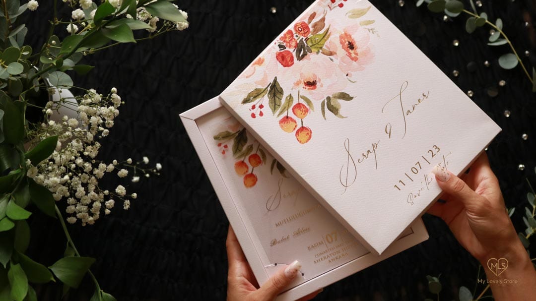 Bespoke Invitation Box Detail 017