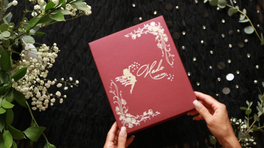 Bespoke Invitation Box Detail 020