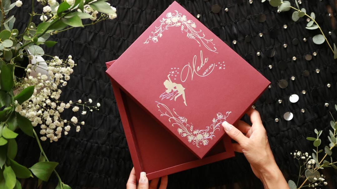 Bespoke Invitation Box Detail 022