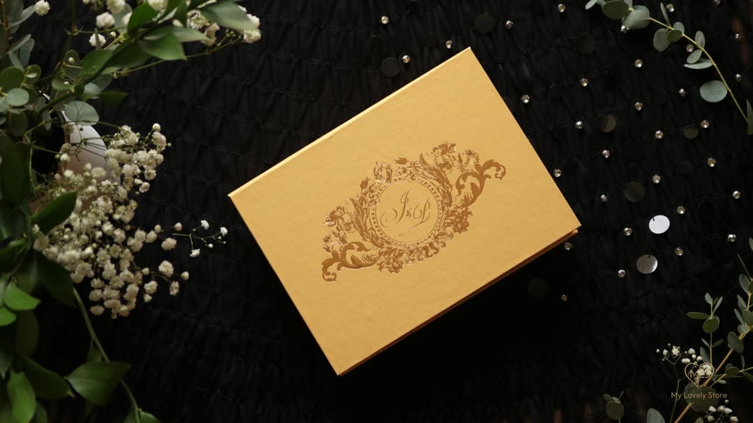 Bespoke Invitation Box Detail 023