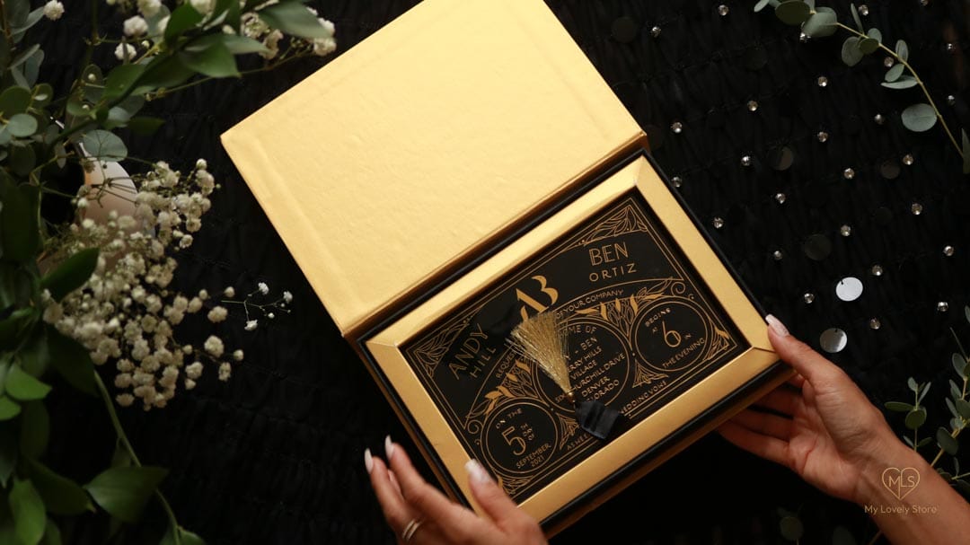 Bespoke Invitation Box Detail 026