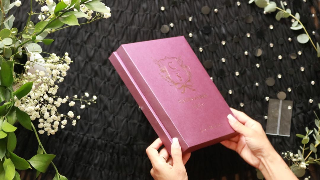 Bespoke Invitation Box Detail 033