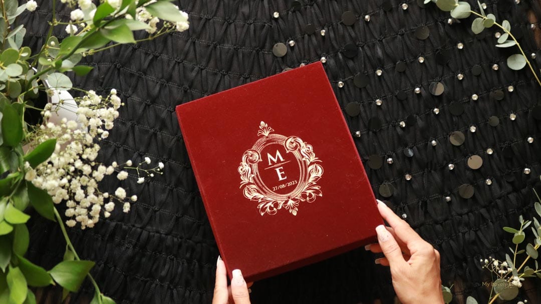 Bespoke Invitation Box Detail 041