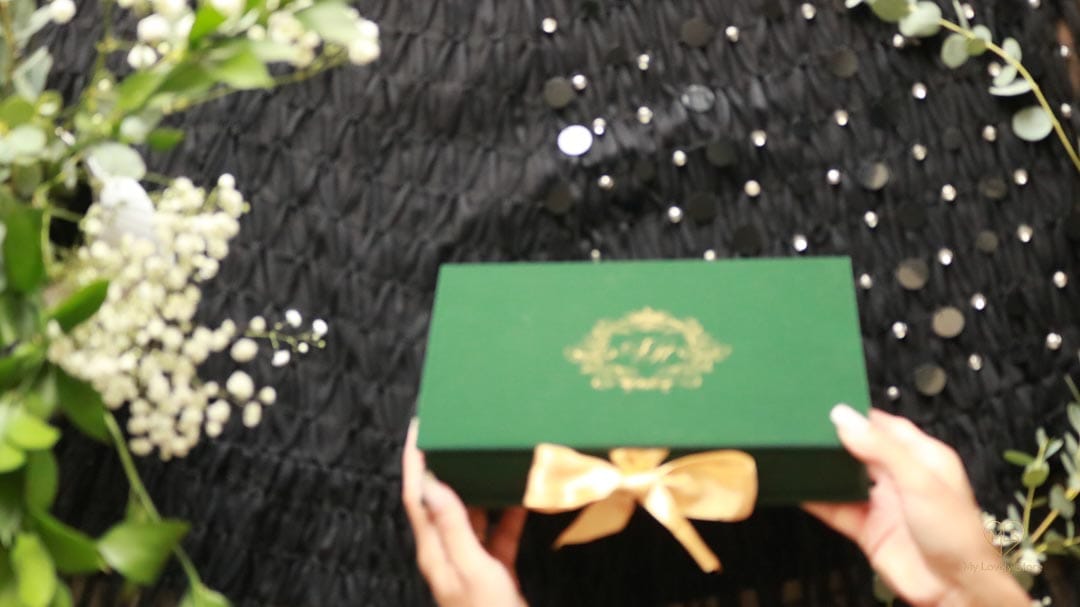 Bespoke Invitation Box Detail 045