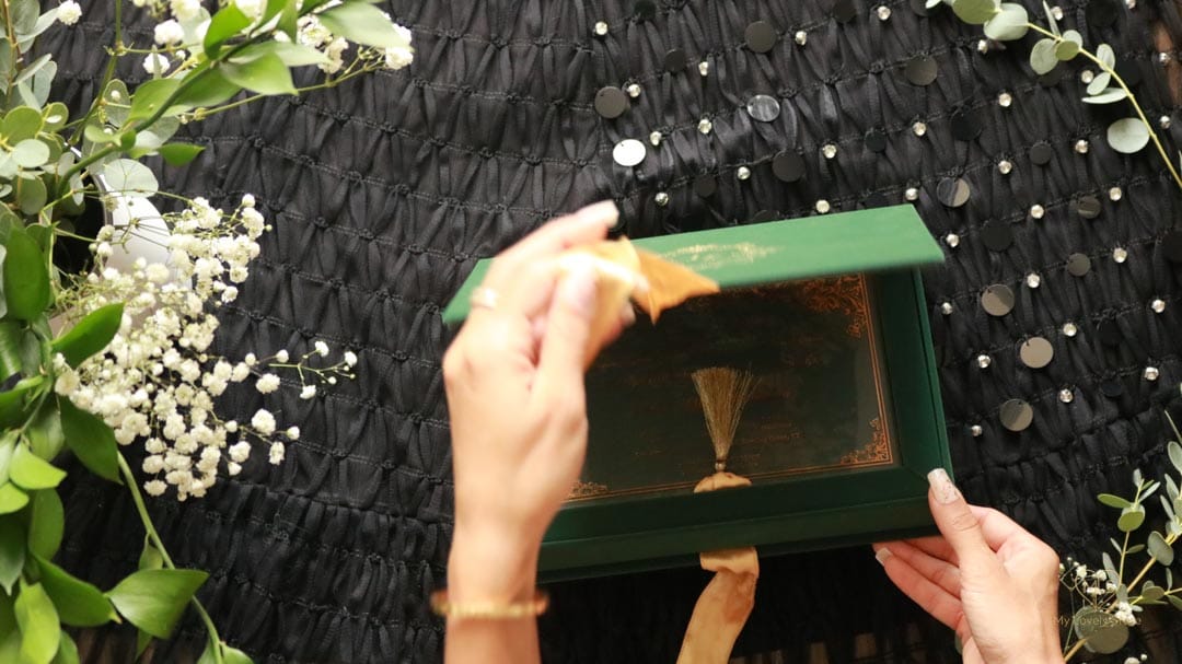 Bespoke Invitation Box Detail 046