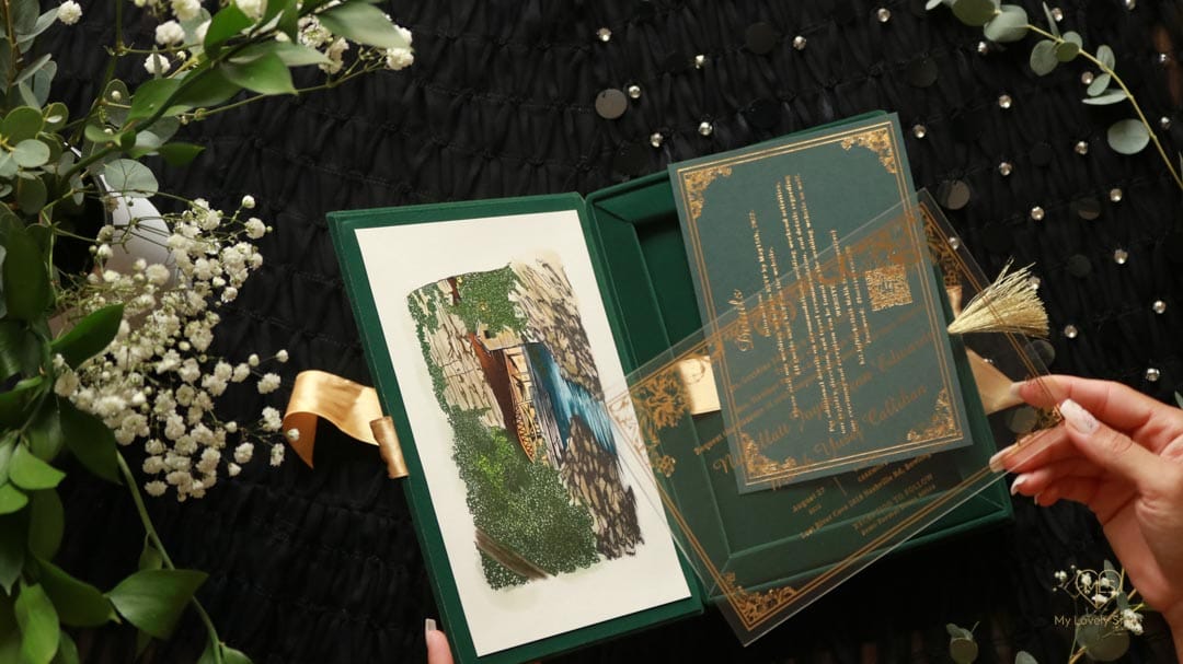 Bespoke Invitation Box Detail 053