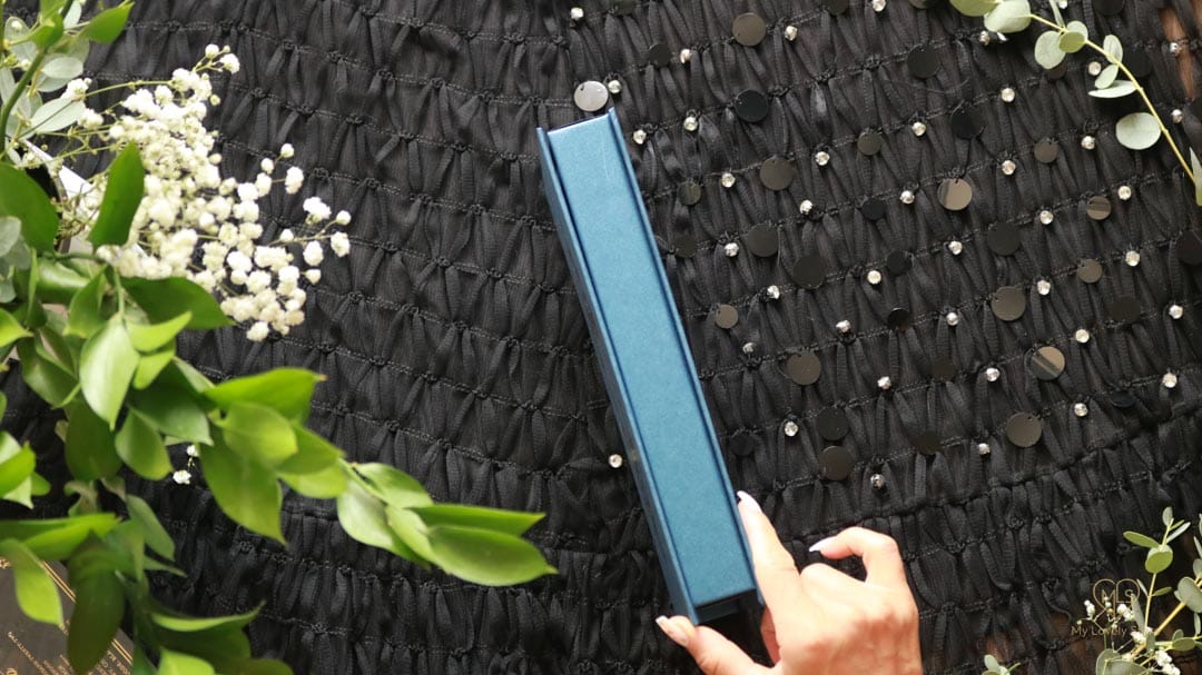 Bespoke Invitation Box Detail 079