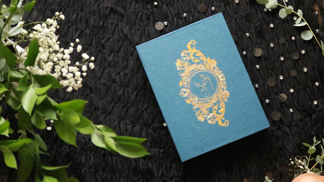 Bespoke Invitation Box Detail 080