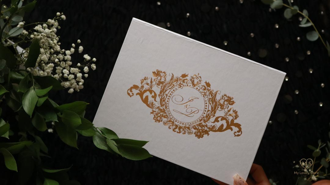 Bespoke Invitation Box Detail 083