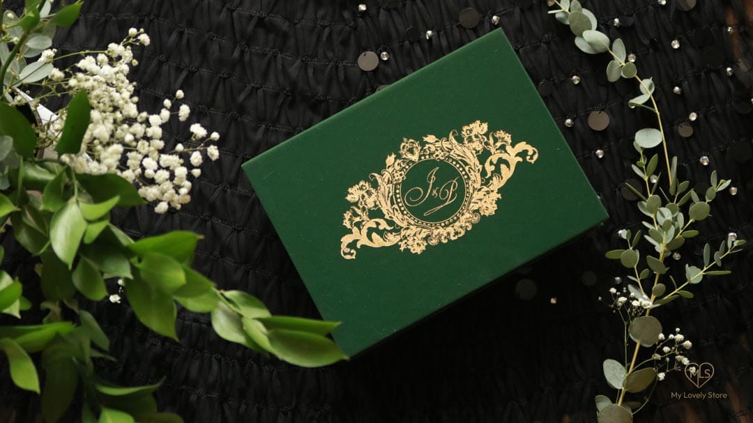 Bespoke Invitation Box Detail 084