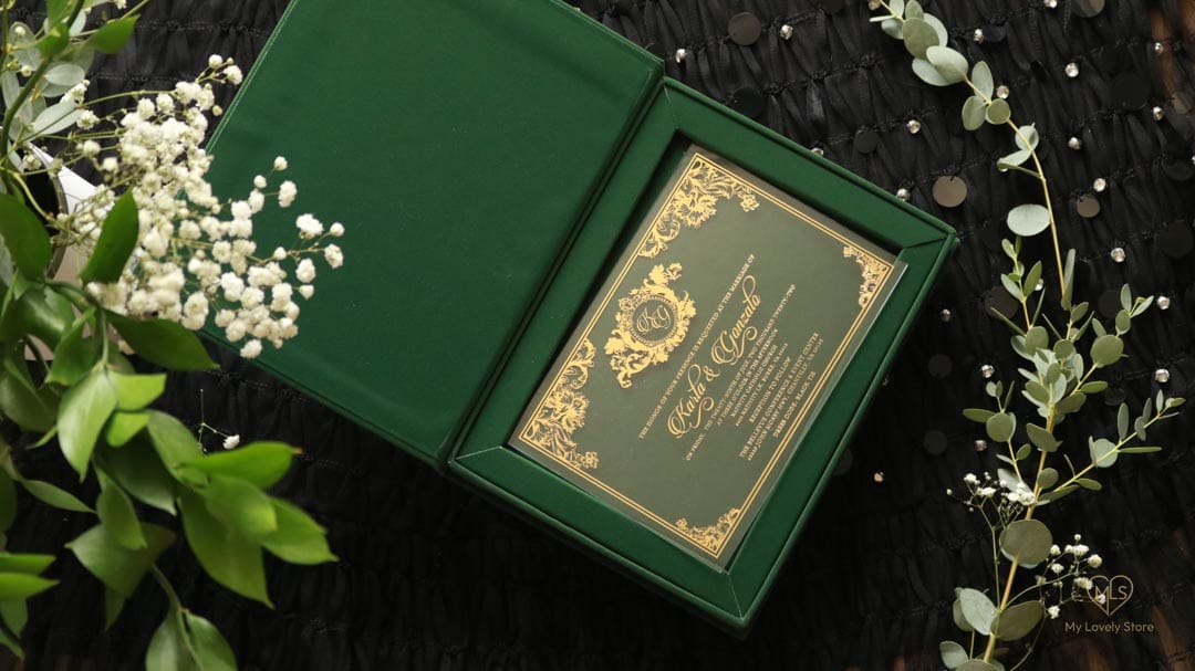 Bespoke Invitation Box Detail 086