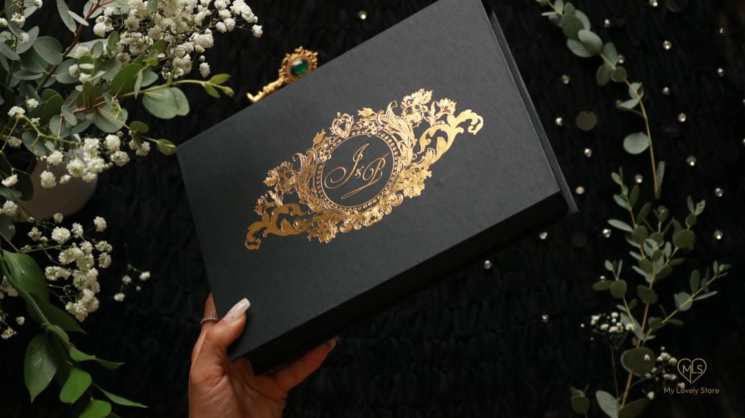 Bespoke Invitation Box Detail 105