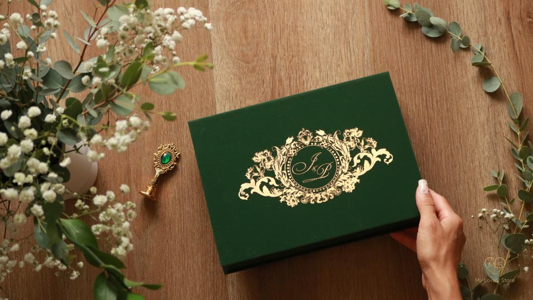 Bespoke Invitation Box Detail 117