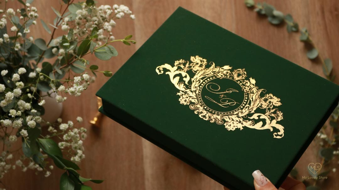 Bespoke Invitation Box Detail 118