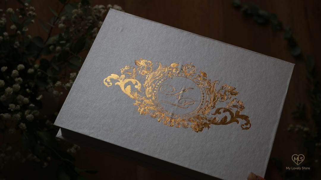 Bespoke Invitation Box Detail 122