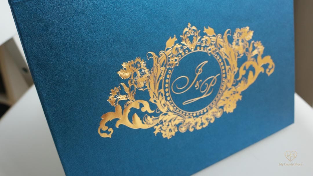 Bespoke Invitation Box Detail 124