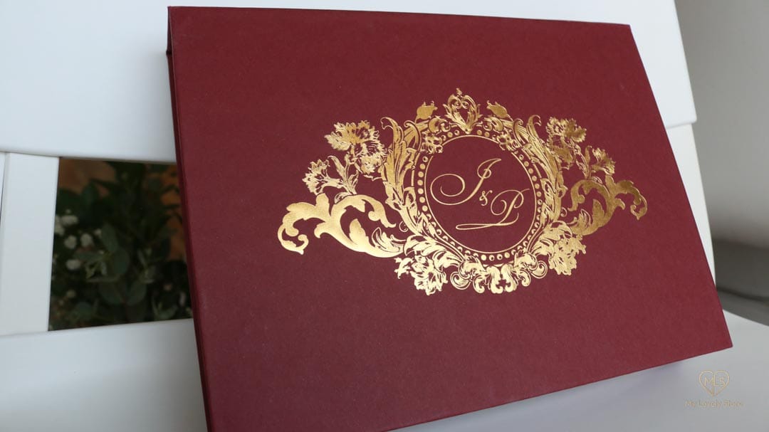 Bespoke Invitation Box Detail 125