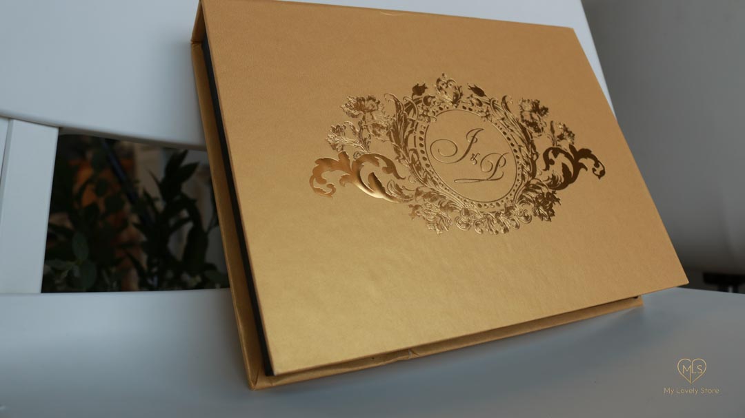 Bespoke Invitation Box Detail 128