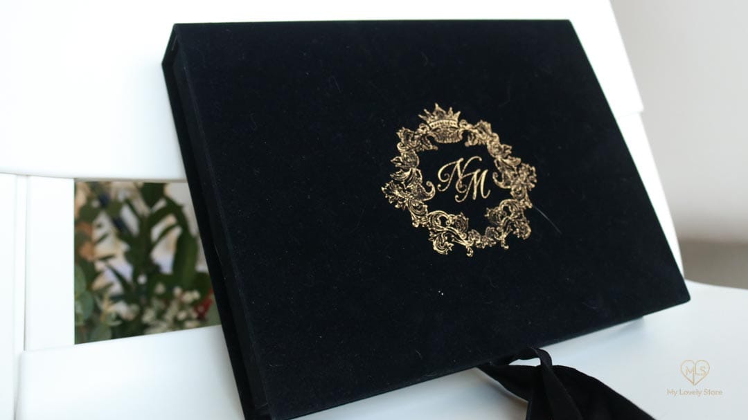 Bespoke Invitation Box Detail 133