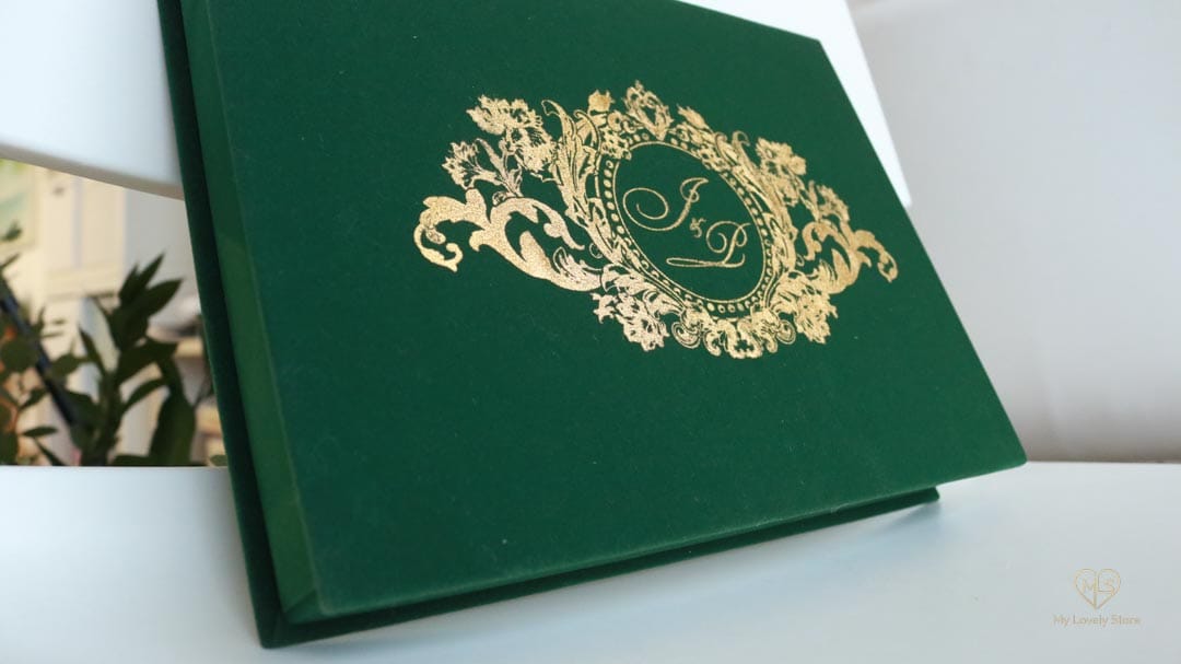 Bespoke Invitation Box Detail 140